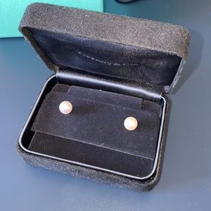 Tiffany & co pearl earrings